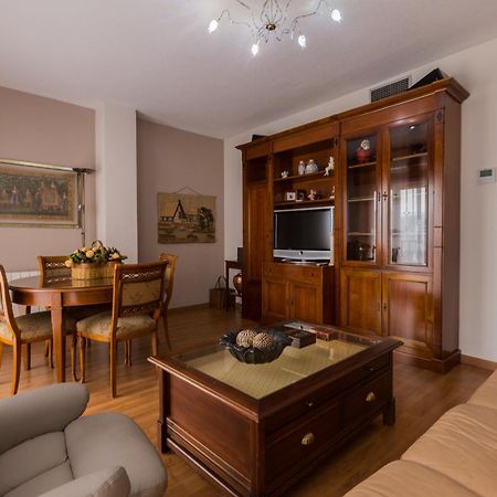 Gracia Suites - Centro Y Confort Con Parking Gratis Granada Exterior photo